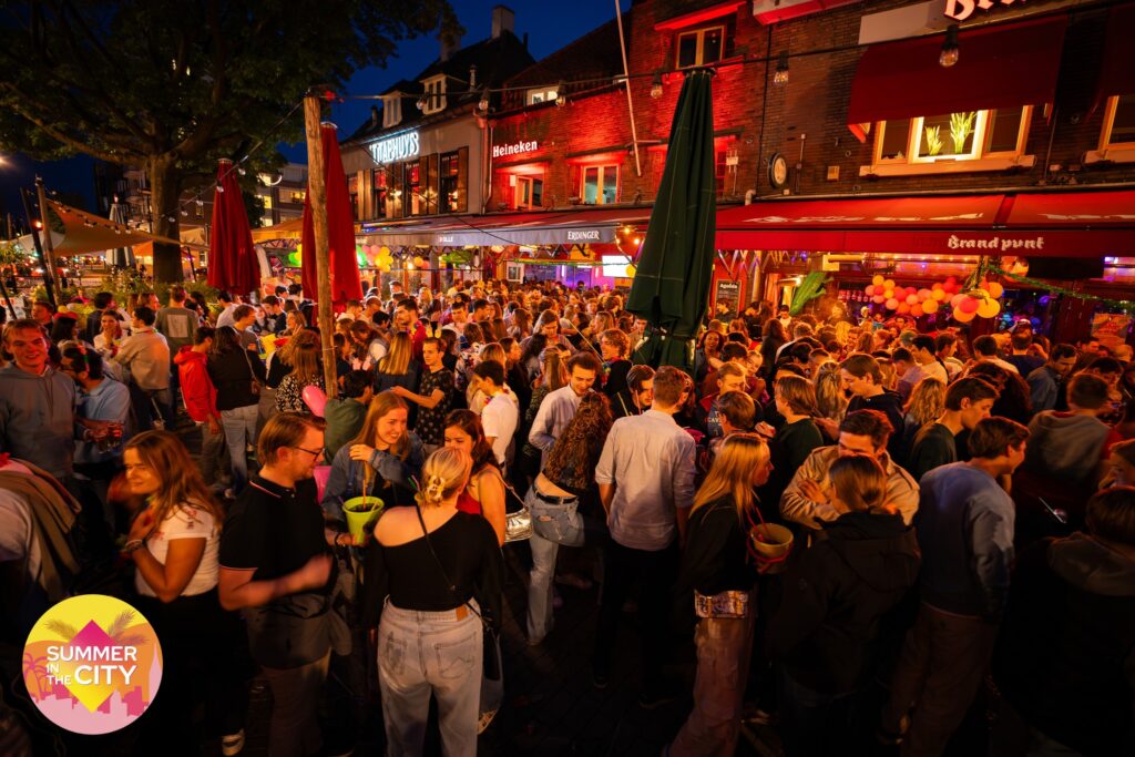 SUMMER IN THE CITY Tilburg Damesdispuut Nontemba
